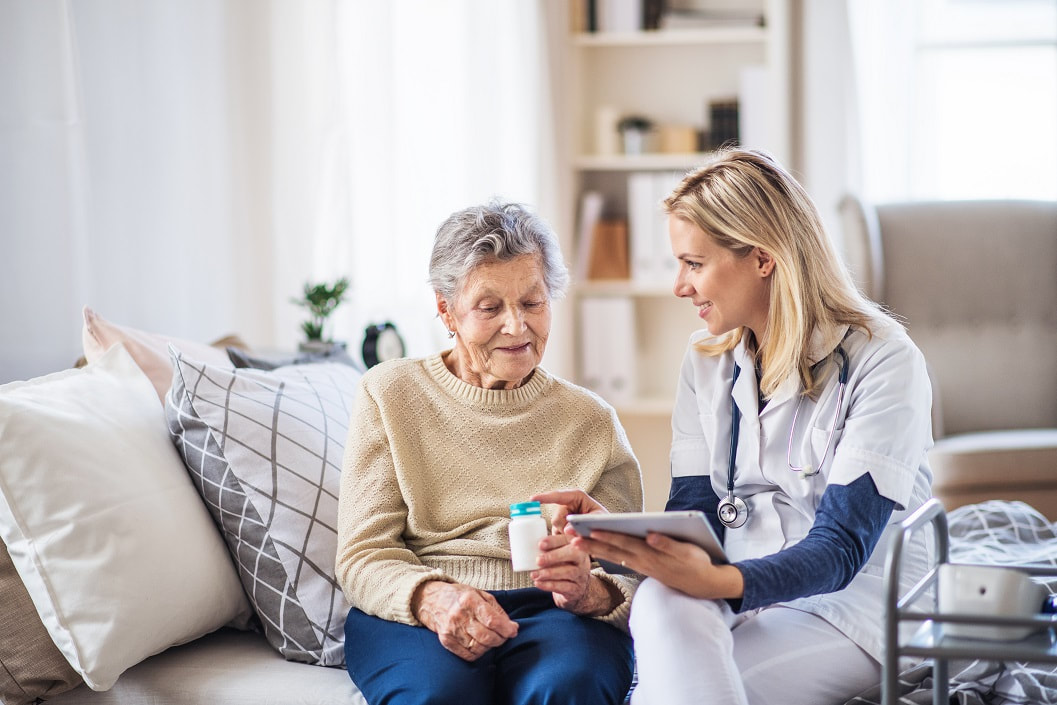 what is the difference between home healthcare and home care